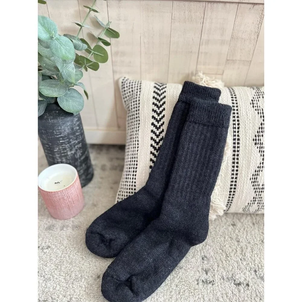 Unisex Black Heather 47 % Alpaca Wool 38%  Toasty Toes  Ultimate Alpaca Socks